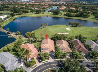 1471 E Lacosta Dr E, Pembroke Pines, FL 33027