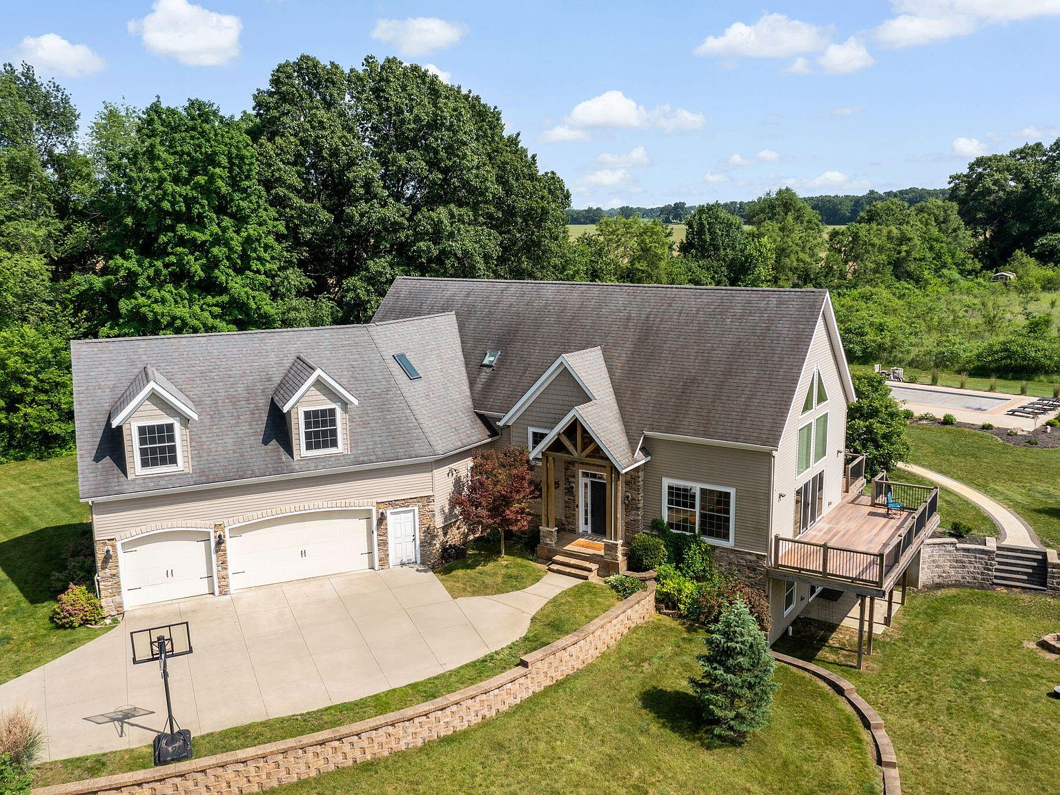 24815 May St, Edwardsburg, MI 49112 | Zillow