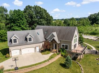 24815 May St, Edwardsburg, MI 49112