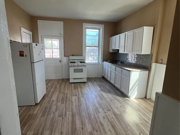 4654 Alaska Ave, Saint Louis, MO 63111