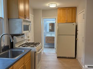 32 North St APT 1, Madison, NJ 07940