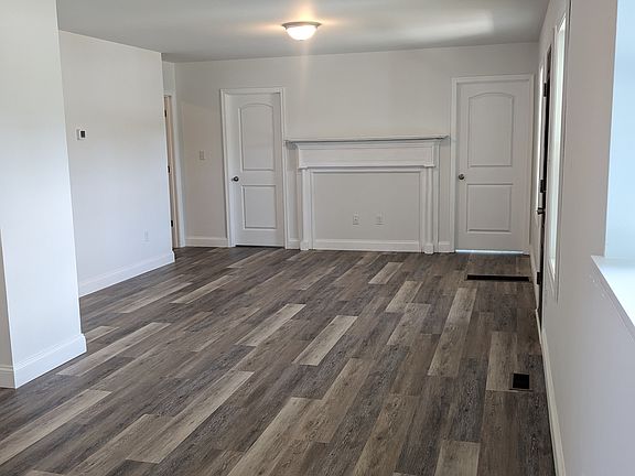 5th image of 329 York Rd #A