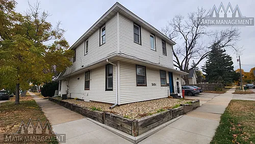 501 8th St SE #2 Photo 1