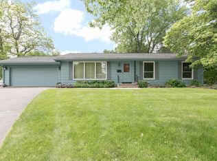 8709 Beard Rd, Bloomington, MN 55431