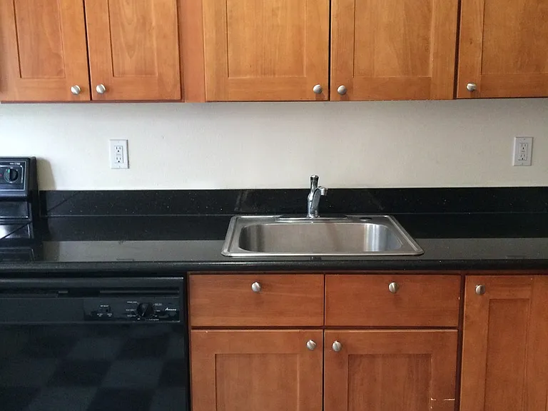 2031 N Watts St #8 — Photo 25