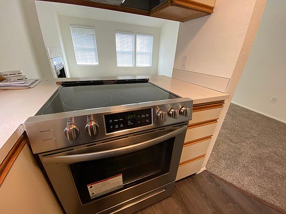 4th image of 523 N 105th St APT C