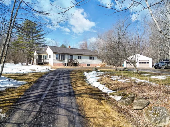 3530 Middle Road, Sidney, ME 04330