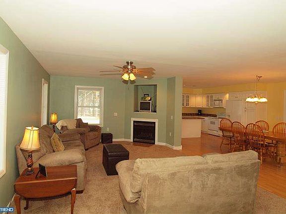 5th image of 121 Teal Dr