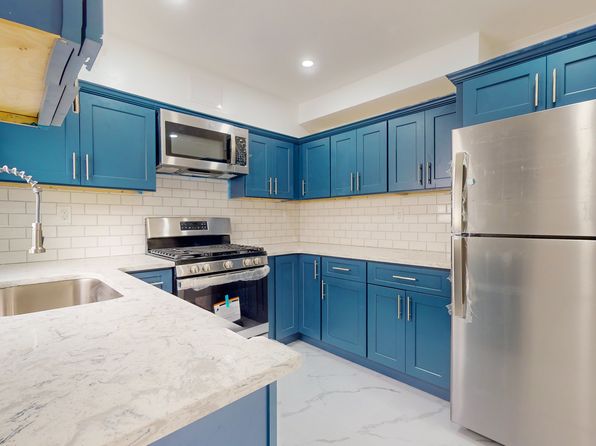 22 Whitney Ave UNIT 2