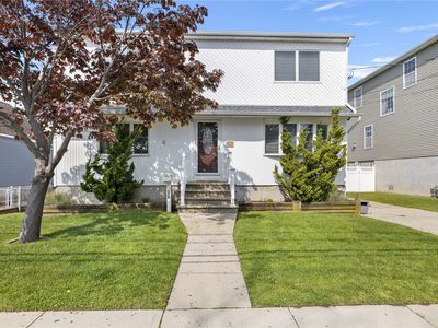 228 Garfield St, Freeport, NY, 11520