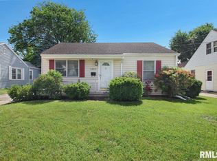 2930 N Saint Philomena Ct, Peoria, IL
