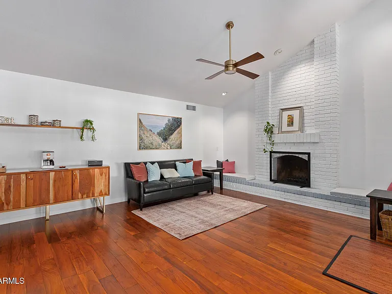1948 E Jeanine Dr — Photo 23