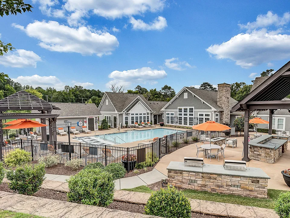 Avellan Springs Apartments