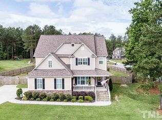 626 Bridgeport Cir, Clayton, NC 27527