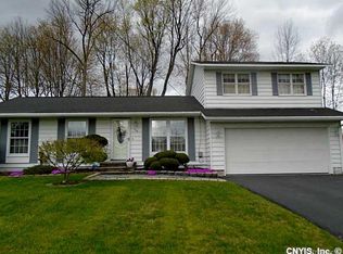 506 Fay Ln, Minoa, NY 13116