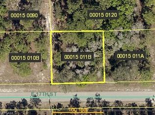 905 E 17th St, Lehigh Acres, FL 33972