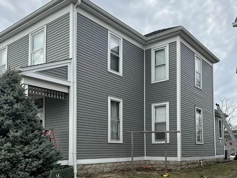 401 N Kingshighway St — Photo 3