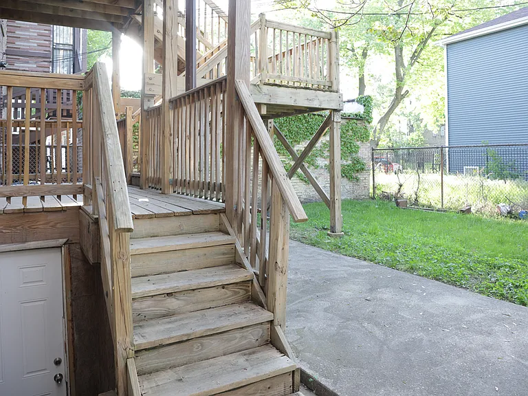 738 E Marquette Rd #1 — Photo 13