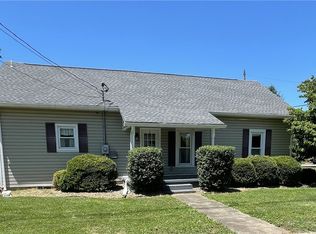 714 Caroline Ave, Williamstown, WV 26187