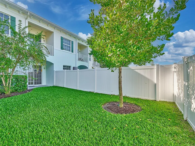 475 Ocean Ridge Way — Photo 5