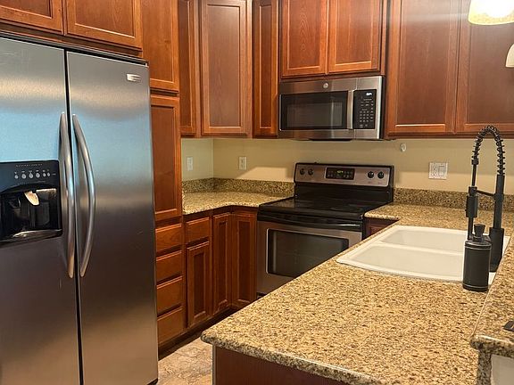 4th image of 1711 Softwood Way