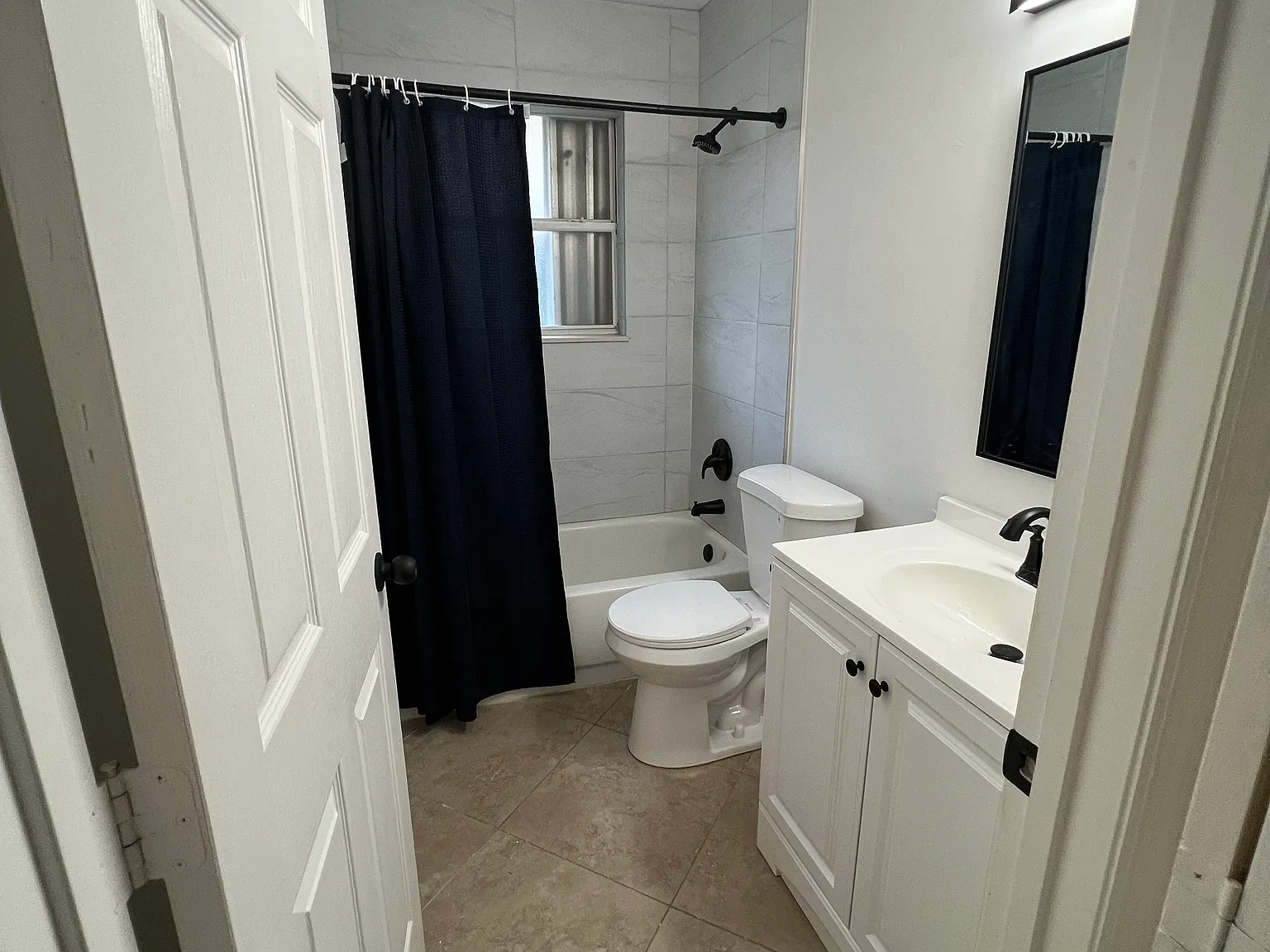243B Harp Ter — Photo 1