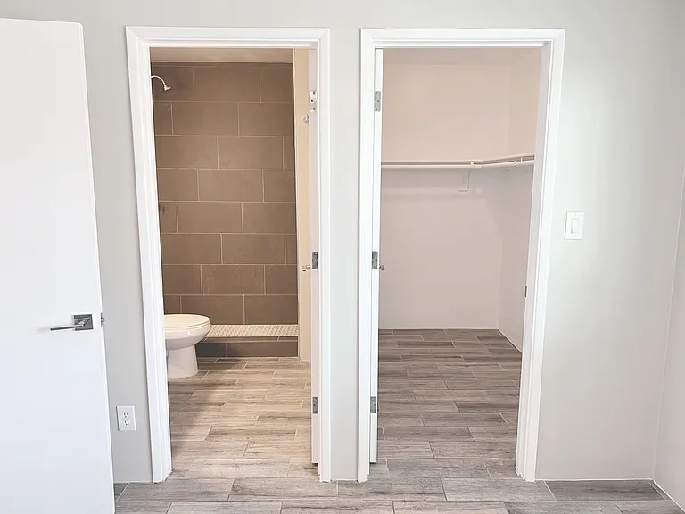 3234 N 38th St #7 — Photo 31
