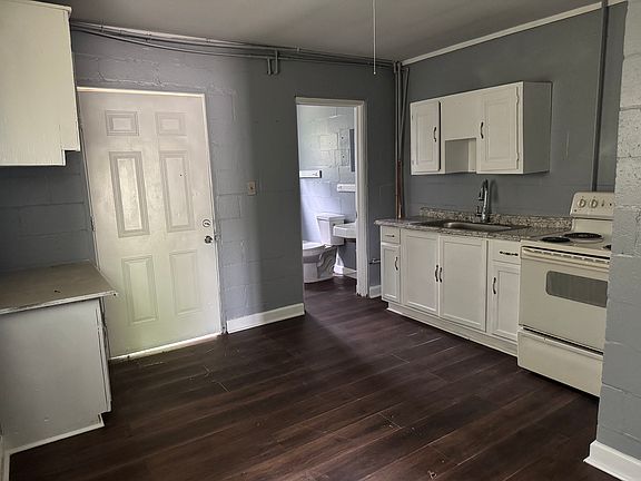 5th image of 115 Quincy Ave Unit A