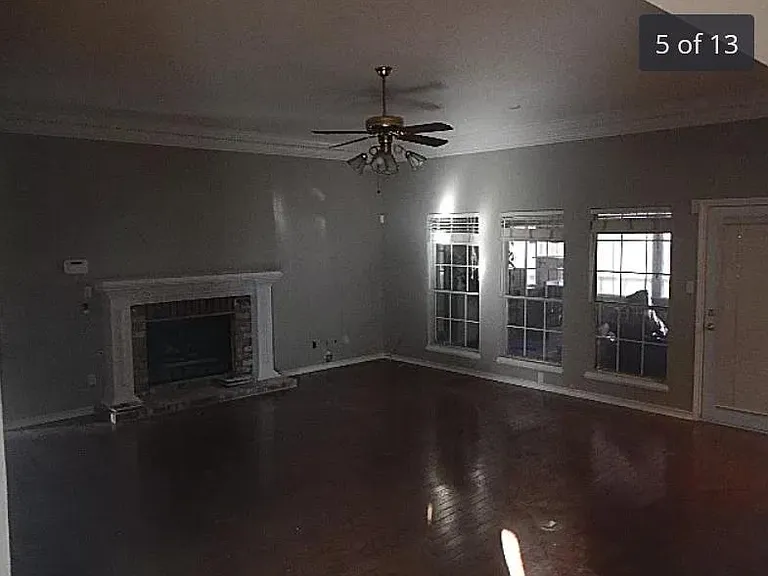 5604 Stoneridge Dr — Photo 5