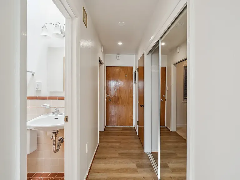 10 Lupine Ave — Photo 4