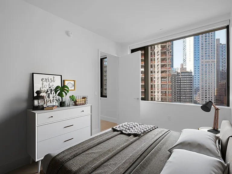 10 City Point #38B — Photo 6