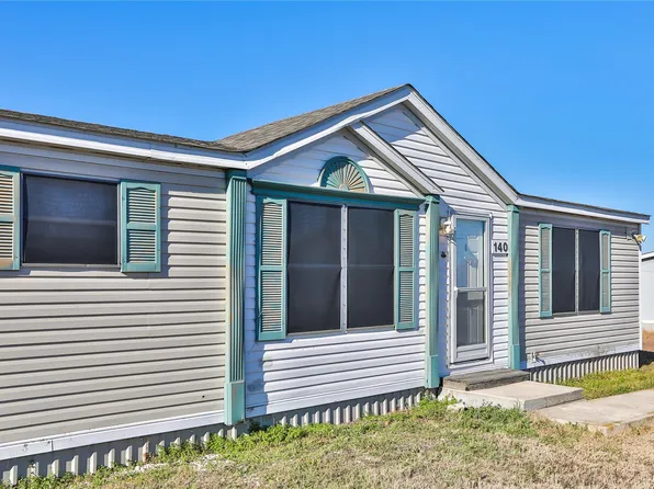 140 Blessing Ln, San Marcos, TX 78666