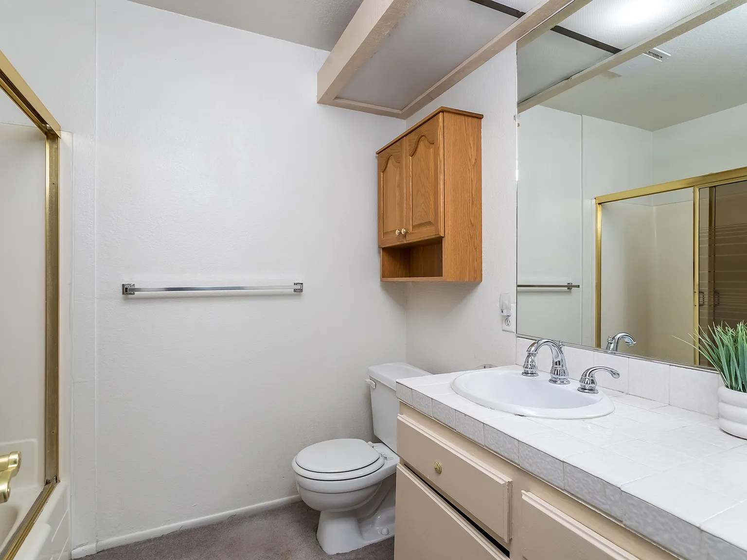 25139 Amberley Way — Photo 2