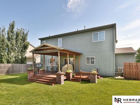 4th image of 4910 N 161st St