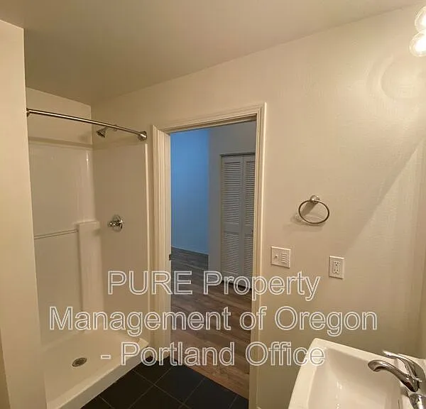 5490 SE Milwaukie Ave #102 — Photo 7
