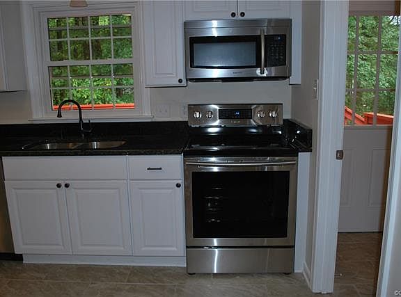 5th image of 8903 Wadsworth Way