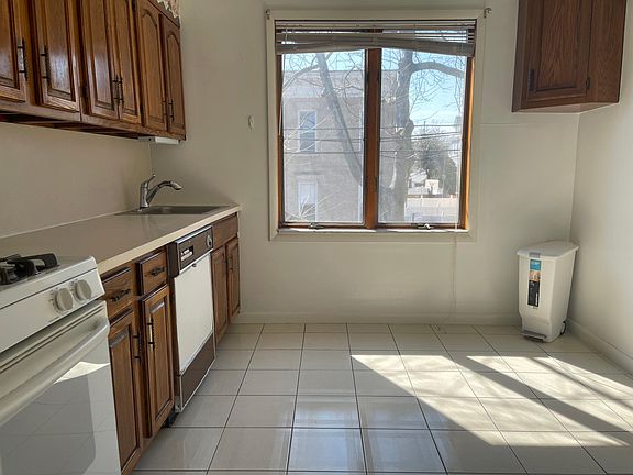 3rd image of 7102 10th Ave Floor 2