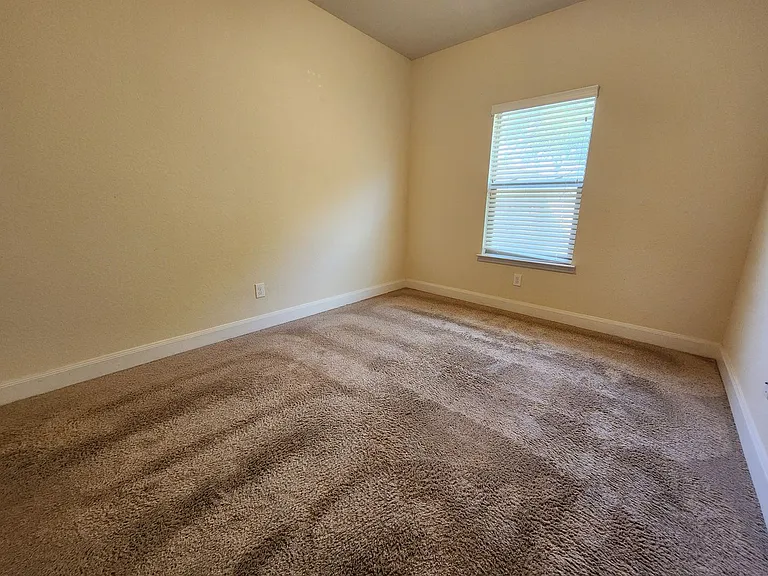 1201 Old FM 306 — Photo 18