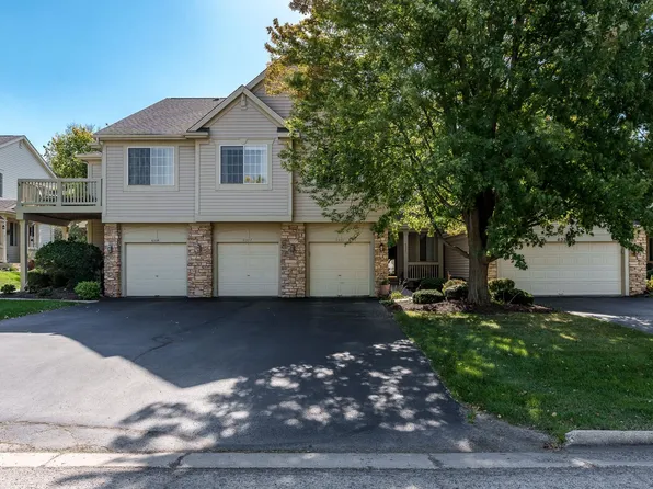 6337 Commonwealth Dr, Loves Park, IL 61111