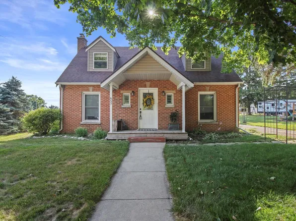 657 5th STREET, Lomira, WI 53048