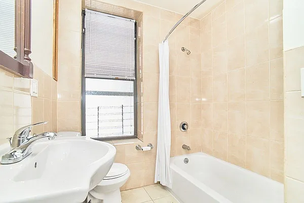 Rented by Living New York | media 28