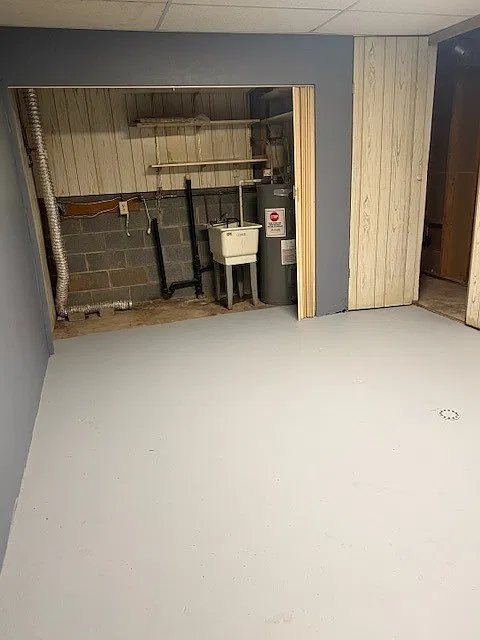 3 bed, 2090 sqft, $1,400 — Photo 3