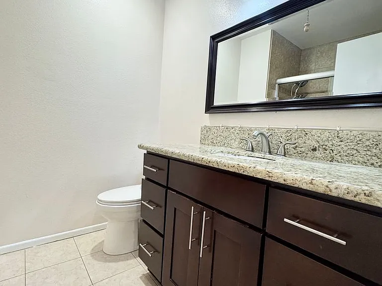 196 N Marguerita Ave — Photo 18