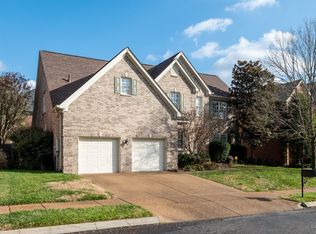 220 Heathstone Cir, Franklin, TN 37069
