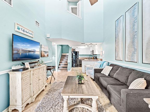 4th image of 8600 Ridgewood Ave #1305