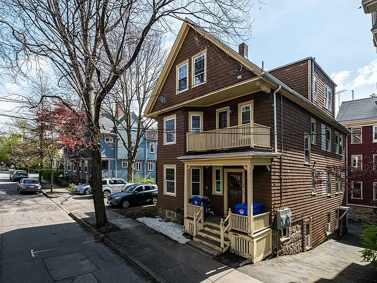 39 Perry St #3 — Photo 18