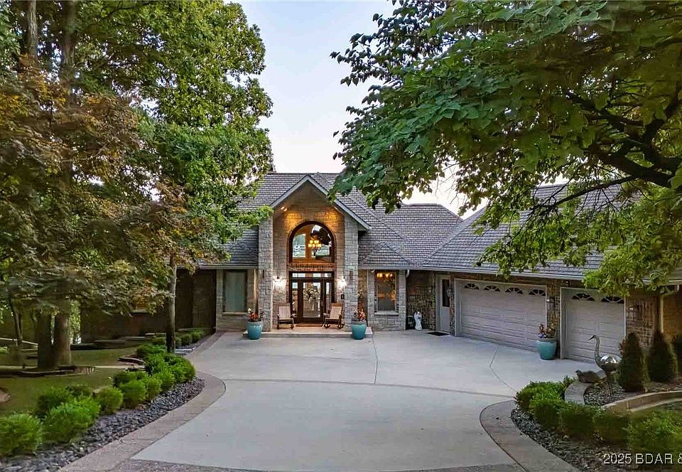 1st image of 387 Stonebridge Ln