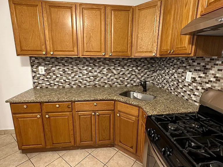3185 Tulip St — Photo 8