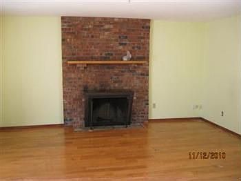 2nd image of 432 Silverado Cir