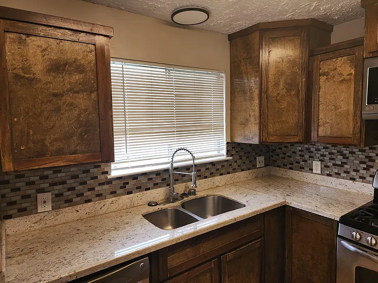 715 Beechbend Dr — Photo 15